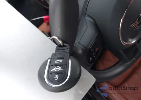 2024 Mini Convertible Cooper S z USA, uszkodzony, nr VIN WMW43DL01R3R74591